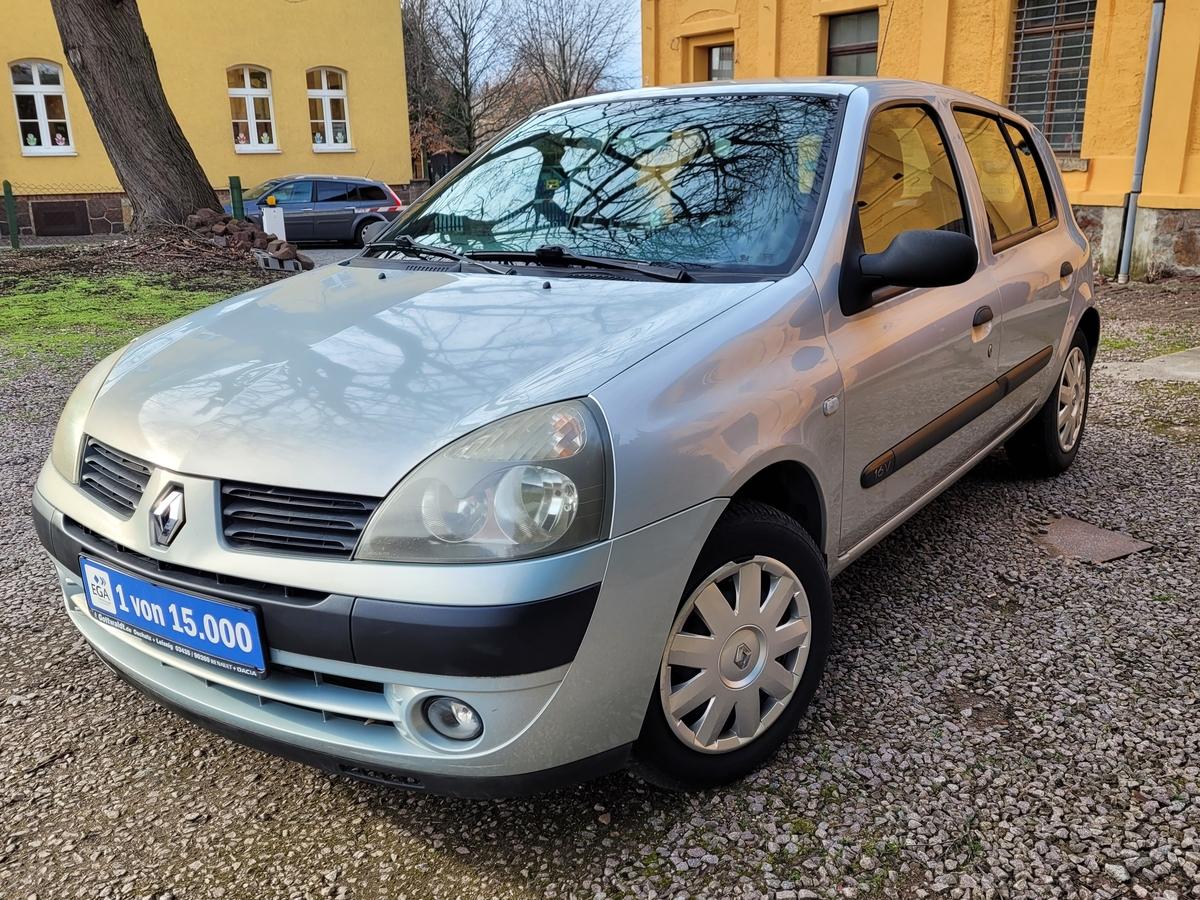 Renault Clio 1.2 16V Emotion 